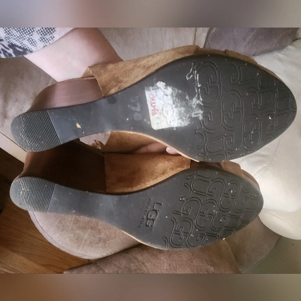 UGG Hazel Suede Wedge Sandals Open Toe